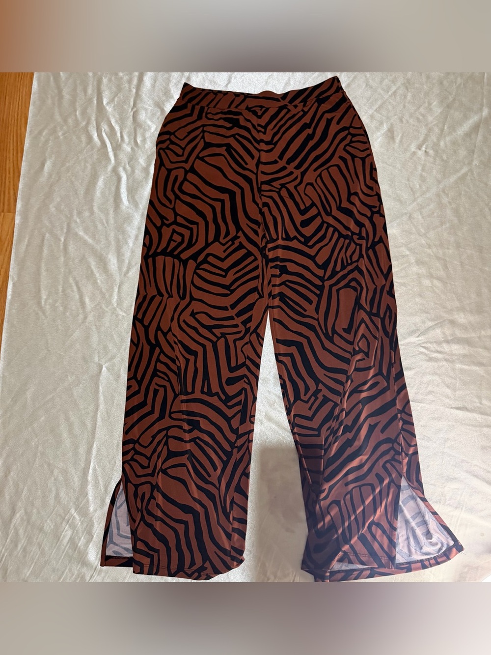 Susan Graver Regular Printed Liquid Knit Pants with Slits XS